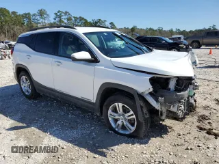 2020 GMC Terrain SLE with VIN 3GKALTEV2LL301902, listed as a Copart auction lot 47677615 with 117,068 mi miles and Salvage Title. Bid and sale history available at DreamBid. Image 4.