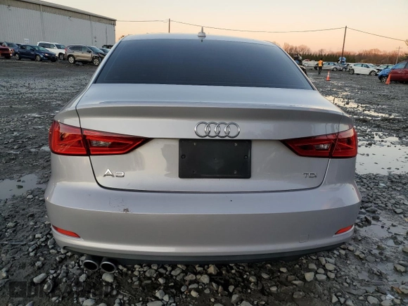 2015 Audi A3 Premium with VIN WAUAJGFF4F1052589, listed as a Copart auction lot 82726604 with 89,119 mi miles and Salvage title. Bid and sale history available at DreamBid. Image 6.