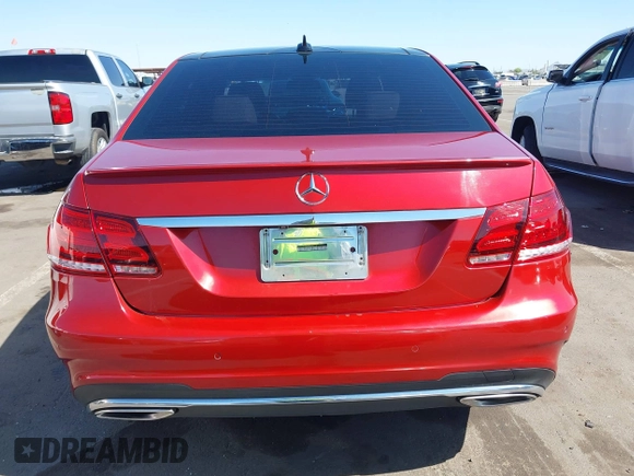 2014 Mercedes-Benz E 350 Sport with VIN WDDHF5KB3EB055718, listed as a IAAI auction lot 42078285 with 119,963 mi miles and . Bid and sale history available at carsss.com. Image 16.