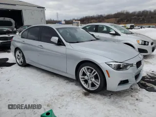 2018 BMW 3 Series 330e iPerformance with VIN WBA8E1C57JA180183, listed as a Copart auction lot 88513245 with 33,632 mi miles and Clean Title. Bid and sale history available at carsss.com. Image 4.