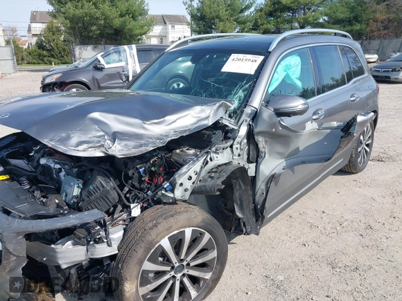 2023 Mercedes-Benz GLB 250 с VIN W1N4M4HBXPW316668, выставлен на аукционе IAAI как лот 42015948 с пробегом 16 893 миль миль и . История ставок и продаж доступна на DreamBid. Изображение 16.