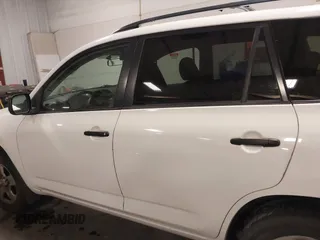 2011 Toyota RAV4 with VIN JTMZF4DV9B5036584, listed as a IAAI auction lot 41270074 with 231,474 mi miles. Bid and sale history available at carsss.com. Image 14.