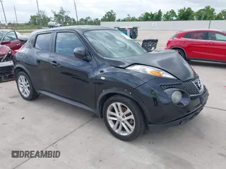 2013 Nissan Juke S with VIN JN8AF5MR6DT225931, listed as a IAAI auction lot 42138299 with 104,970 mi miles. Bid and sale history available at carsss.com. Image 1.