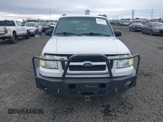 2001 Ford Explorer Sport z VIN 1FMYU70E61UB35324, wystawiony jako IAAI lot #41980557 z przebiegiem 160 020 mil mil oraz . Historia ofert i sprzedaży dostępna na DreamBid. Obrazek 12.