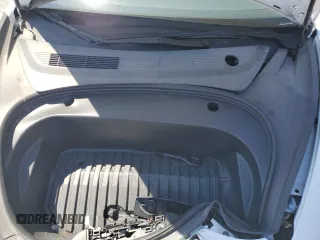 2023 Tesla Model 3 z VIN 5YJ3E1EA2PF578151, wystawiony jako Copart lot #56211295 z przebiegiem 19 590 mil mil oraz Szkoda całkowita • Salvage title. Historia ofert i sprzedaży dostępna na DreamBid. Obrazek 11.