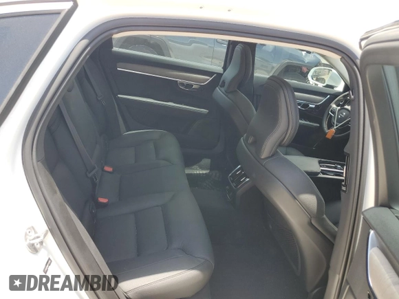 2023 Volvo S90 Plus with VIN LVY062MNXPP323093, listed as a Copart auction lot 57603464 with 15,093 mi miles and Salvage Title. Bid and sale history available at carsss.com. Image 10.