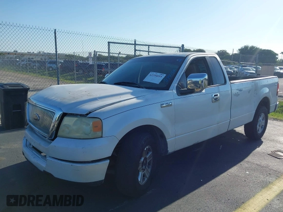 2005 Ford F-150 XL z VIN 1FTRF12245NB94164, wystawiony jako IAAI lot #42294055 z przebiegiem 311 917 mil mil oraz . Historia ofert i sprzedaży dostępna na DreamBid. Obrazek 17.