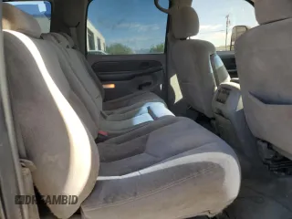 2003 Chevrolet Suburban LT with VIN 3GNGK26G33G189968, listed as a Copart auction lot 53857205 with 164,645 mi miles and Salvage Title. Bid and sale history available at carsss.com. Image 11.