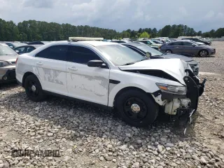 2017 Ford Police Interceptor z VIN 1FAHP2MK4HG103162, wystawiony jako Copart lot #59287055 z przebiegiem 115 682 mil mil oraz Szkoda całkowita • Salvage title. Historia ofert i sprzedaży dostępna na DreamBid. Obrazek 4.