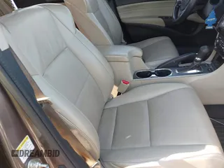 2014 Acura ILX Hybrid Tech Pkg with VIN 19VDE3F79EE300331, listed as a IAAI auction lot 42067961 with 147,348 mi miles. Bid and sale history available at carsss.com. Image 5.