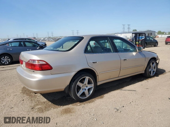2000 Honda Accord EX z VIN 1HGCG165XYA098317, wystawiony jako Copart lot #57246705 z przebiegiem 242 166 mil mil oraz Szkoda całkowita • Salvage title. Historia ofert i sprzedaży dostępna na DreamBid. Obrazek 3.