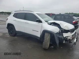 2022 Jeep Compass Latitude Lux z VIN 3C4NJDFB3NT127175, wystawiony jako Copart lot #60349925 z przebiegiem 58 465 mil mil oraz Szkoda całkowita • Salvage title. Historia ofert i sprzedaży dostępna na DreamBid. Obrazek 4.