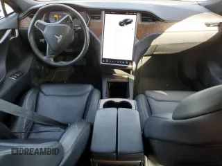 2019 Tesla Model S 75D with VIN 5YJSA1E21KF311317, listed as a Copart auction lot 53268765 with 81,898 mi miles and Salvage title. Bid and sale history available at DreamBid. Image 8.