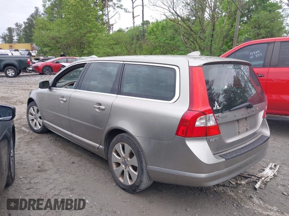 2008 Volvo V70 with VIN YV1BW982681042870, listed as a IAAI auction lot 42082815 with 265,364 mi miles and . Bid and sale history available at DreamBid. Image 3.