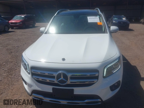 2021 Mercedes-Benz GLB 250 z VIN W1N4M4GB0MW104049, wystawiony jako IAAI lot #42292913 z przebiegiem 63 626 mil mil oraz . Historia ofert i sprzedaży dostępna na DreamBid. Obrazek 12.