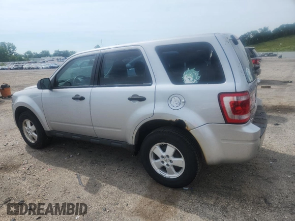 2012 Ford Escape XLS z VIN 1FMCU0C79CKC84677, wystawiony jako Copart lot #64234045 z przebiegiem 138 562 mil mil oraz Czysty tytuł • Clean title. Historia ofert i sprzedaży dostępna na DreamBid. Obrazek 2.