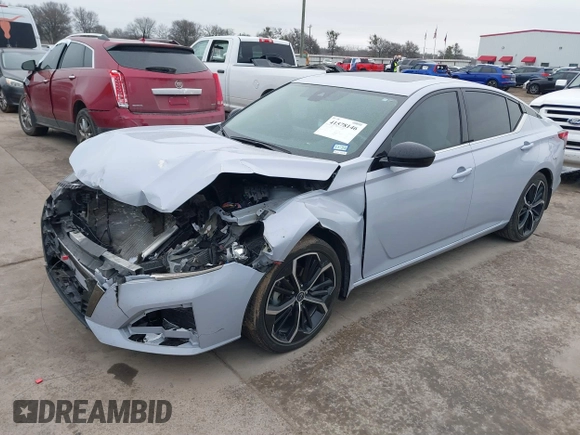 2024 Nissan Altima SR z VIN 1N4BL4CV9RN341899, wystawiony jako IAAI lot #41578146 z przebiegiem 45 595 mil mil oraz . Historia ofert i sprzedaży dostępna na DreamBid. Obrazek 18.