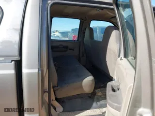 2002 Ford Super Duty F-250 XL with VIN 1FTNW20L02EA66757, listed as a IAAI auction lot 41809185 with 318,743 mi miles. Bid and sale history available at carsss.com. Image 8.