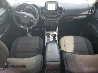 2022 Ford Bronco Sport Big Bend z VIN 3FMCR9B64NRE04995, wystawiony jako Copart lot #53064825 z przebiegiem 32 739 mil mil oraz Czysty tytuł • Clean title. Historia ofert i sprzedaży dostępna na DreamBid. Obrazek 8.