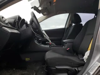 2013 Mazda 3 i Touring z VIN JM1BL1L7XD1799137, wystawiony jako Copart lot #52456445 z przebiegiem 175 319 mil mil oraz Szkoda całkowita • Salvage title. Historia ofert i sprzedaży dostępna na DreamBid. Obrazek 7.