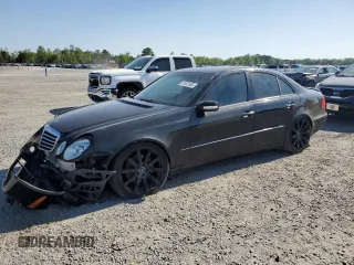 2004 Mercedes-Benz E 500 z VIN WDBUF70J54A559284, wystawiony jako Copart lot #51897305 z przebiegiem 252 711 mil mil oraz Szkoda całkowita • Salvage title. Historia ofert i sprzedaży dostępna na DreamBid. Obrazek 1.
