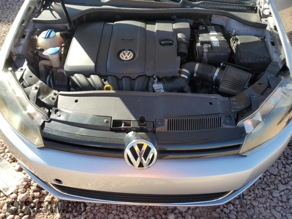 2012 Volkswagen Golf z VIN WVWBB7AJ2CW321378, wystawiony jako Copart lot #47142315 z przebiegiem 87 540 mil mil oraz Szkoda całkowita • Salvage title. Historia ofert i sprzedaży dostępna na DreamBid. Obrazek 11.