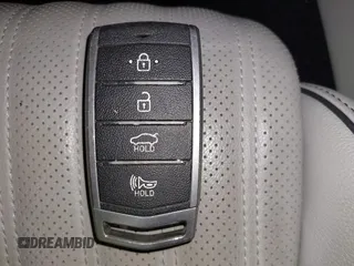 2019 Genesis G70 Advanced with VIN KMTG54LE6KU037582, listed as a IAAI auction lot 42099548 with 63,044 mi miles and . Bid and sale history available at DreamBid. Image 11.