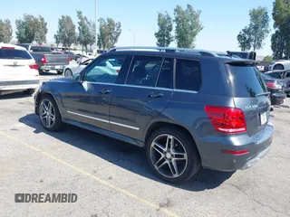 2015 Mercedes-Benz GLK 350 z VIN WDCGG5HB3FG393595, wystawiony jako IAAI lot #42316178 z przebiegiem 132 178 mil mil oraz . Historia ofert i sprzedaży dostępna na DreamBid. Obrazek 3.