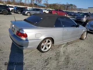 2005 BMW 3 Series 325Ci with VIN WBABW33415PL37084, listed as a Copart auction lot 82870094 with 208,216 mi miles and Salvage Title. Bid and sale history available at carsss.com. Image 3.