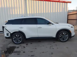 2024 Infiniti QX60 Luxe with VIN 5N1DL1FRXRC335701, listed as a IAAI auction lot 41243510 with 13,462 mi miles and . Bid and sale history available at DreamBid. Image 14.