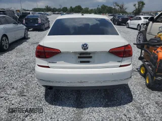 2016 Volkswagen Passat S with VIN 1VWAT7A32GC057139, listed as a Copart auction lot 58906035 with 80,558 mi miles and Salvage title. Bid and sale history available at DreamBid. Image 6.