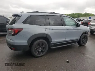 2022 Honda Pilot TrailSport z VIN 5FNYF6H81NB020409, wystawiony jako Copart lot #56401885 z przebiegiem 28 744 mil mil oraz Szkoda całkowita • Salvage title. Historia ofert i sprzedaży dostępna na DreamBid. Obrazek 3.