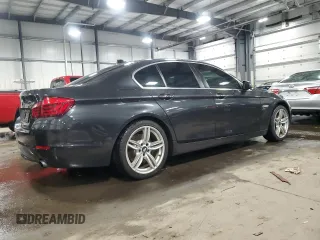 2012 BMW 5 Series 535i xDrive z VIN WBAFU7C56CDU59798, wystawiony jako Copart lot #84468134 z przebiegiem 181 664 mil mil oraz Szkoda całkowita • Salvage title. Historia ofert i sprzedaży dostępna na DreamBid. Obrazek 3.