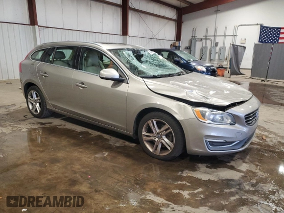 2015 Volvo V60 T5 Drive-E Premier with VIN YV140MEK7F1261304, listed as a Copart auction lot 81284994 with 124,505 mi miles and Salvage Title. Bid and sale history available at carsss.com. Image 4.