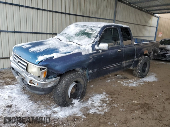1997 Toyota T100 SR5 with VIN JT4UN24DXV0042713, listed as a Copart auction lot 41850085 with 271,722 mi miles and Salvage Title. Bid and sale history available at DreamBid. Image 1.