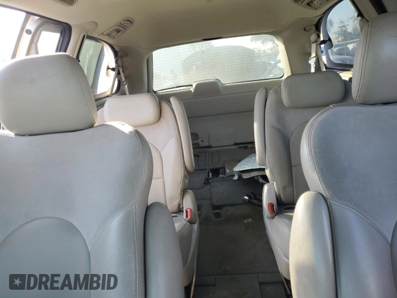 2006 Chrysler Town & Country LWB Limited with VIN 2A4GP64L36R738398, listed as a Copart auction lot 79913034 with 96,134 mi miles and Clean Title. Bid and sale history available at carsss.com. Image 10.