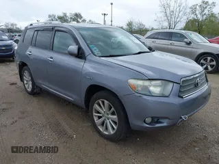 2008 Toyota Highlander Limited z VIN JTEEW44A682000711, wystawiony jako IAAI lot #42167982 z przebiegiem 210 416 mil mil oraz . Historia ofert i sprzedaży dostępna na DreamBid. Obrazek 1.