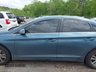 2017 Hyundai Sonata SE with VIN 5NPE24AFXHH587980, listed as a IAAI auction lot 41962264 with 103,239 mi miles. Bid and sale history available at carsss.com. Image 14.