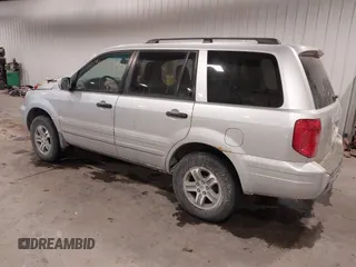 2005 Honda Pilot EX-L with VIN 2HKYF18575H557005, listed as a IAAI auction lot 41647830 with 245,992 mi miles. Bid and sale history available at carsss.com. Image 3.