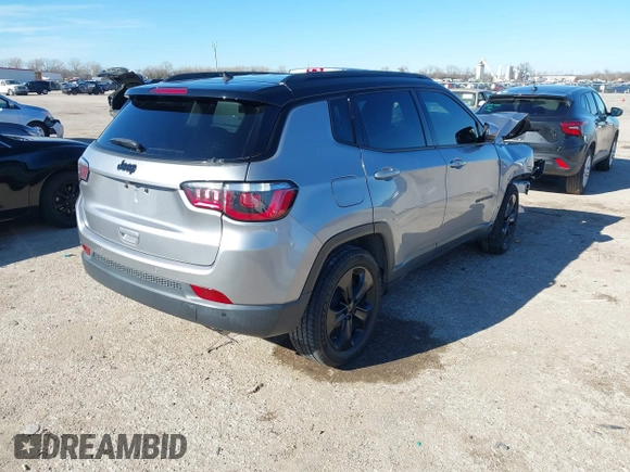 2018 Jeep Compass Latitude with VIN 3C4NJCBB6JT407702, listed as a IAAI auction lot 41204505 with 38,073 mi miles. Bid and sale history available at carsss.com. Image 4.