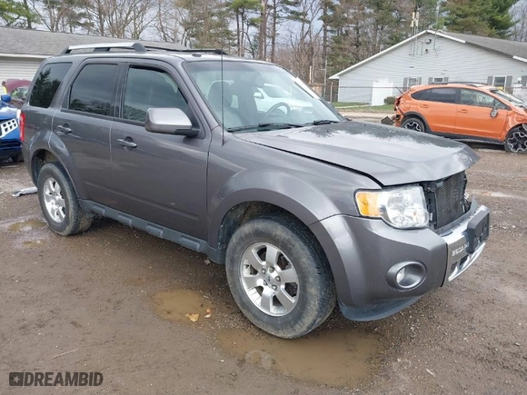 2011 Ford Escape Limited with VIN 1FMCU0EG6BKB21531, listed as a IAAI auction lot 41750480 with 70,270 mi miles. Bid and sale history available at carsss.com. Image 1.