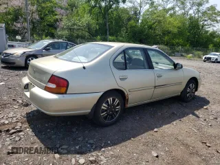 1999 Nissan Altima XE with VIN 1N4DL01D5XC236300, listed as a Copart auction lot 55746504 with 82,917 mi miles and Clean Title. Bid and sale history available at carsss.com. Image 3.