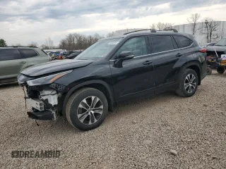 2022 Toyota Highlander XLE z VIN 5TDHZRBH5NS584920, wystawiony jako Copart lot #54503915 z przebiegiem 24 535 mil mil oraz Szkoda całkowita • Salvage title. Historia ofert i sprzedaży dostępna na DreamBid. Obrazek 1.