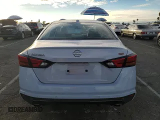 2024 Nissan Altima SR z VIN 1N4BL4CV4RN300404, wystawiony jako Copart lot #81936134 z przebiegiem 13 108 mil mil oraz Szkoda całkowita • Salvage title. Historia ofert i sprzedaży dostępna na DreamBid. Obrazek 6.