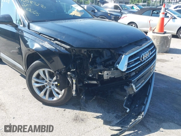 2019 Audi Q7 Premium Plus with VIN WA1LAAF77KD012284, listed as a IAAI auction lot 42587290 with 50,976 mi miles and . Bid and sale history available at DreamBid. Image 6.