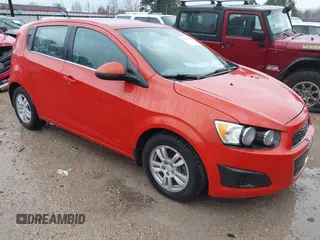 2013 Chevrolet Sonic LT with VIN 1G1JC6SHXD4139822, listed as a IAAI auction lot 41672289 with 87,899 mi miles. Bid and sale history available at carsss.com. Image 1.