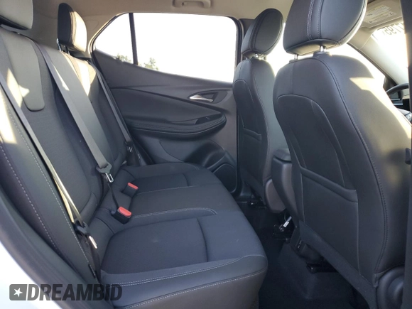2024 Buick Encore GX Preferred z VIN KL4AMBS29RB091333, wystawiony jako Copart lot #64447795 z przebiegiem 1 575 mil mil oraz Szkoda całkowita • Salvage title. Historia ofert i sprzedaży dostępna na DreamBid. Obrazek 11.