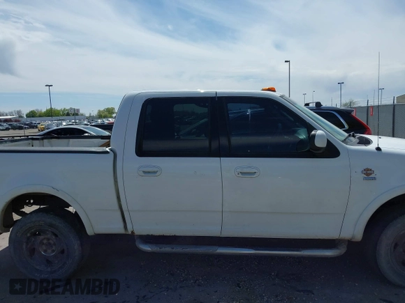 2003 Ford F-150 XLT with VIN 1FTRW08L23KD35077, listed as a IAAI auction lot 42071330 with 1 mi miles. Bid and sale history available at carsss.com. Image 12.