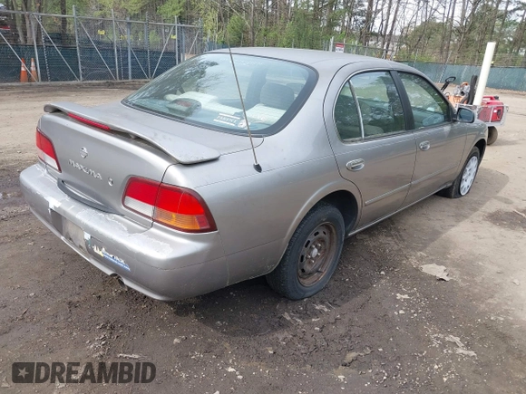 1999 Nissan Maxima GXE с VIN JN1CA21D7XT207262, выставлен на аукционе IAAI как лот 41926037 с пробегом 45 516 миль миль и . История ставок и продаж доступна на DreamBid. Изображение 4.