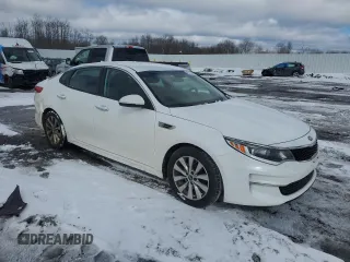 2017 Kia Optima LX z VIN 5XXGT4L39HG161010, wystawiony jako Copart lot #48116305 z przebiegiem 157 772 mil mil oraz Nie do naprawy • Non repairable. Historia ofert i sprzedaży dostępna na DreamBid. Obrazek 4.